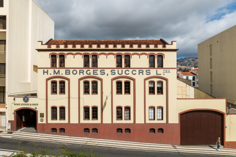 Funchal: H.M. Borges Winery Guided Tour with Wine Tasting Gold - 3 Tastings