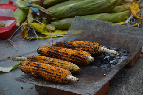 Nairobi: Matatu Ride and Umoja Walking Tour with Guide