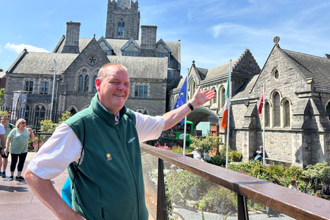 都柏林徒步之旅：城堡与大教堂——本地专家带您深度探索都柏林徒步之旅：城堡与大教堂，本地专家带您深度探索