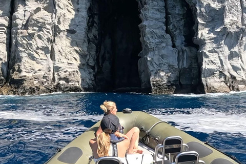 圣米格尔岛：火山奇观、洞穴与历史游船之旅