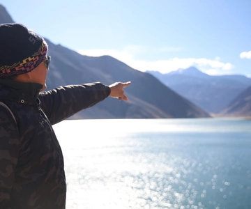 Santiago: Full day Embalse del Yeso, Casa de Chocolate & Picnic