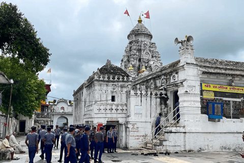 Desde Delhi: excursión de 1 día a Raipur y Rajim con vuelos