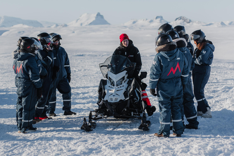 Desde Gullfoss Excursión en moto de nieve por el glaciar LangjökullDesde Gullfoss: tour en moto de nieve del glaciar Langjökull