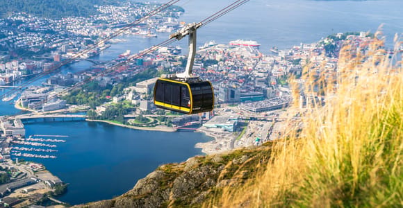 Bergen: Round-Trip Ulriken Cable Car Ticket