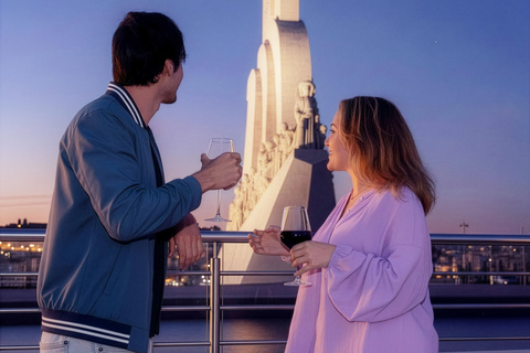 Croisière nocturne à Lisbonne : les sites illuminés du TageLisbonne romantique : rendez-vous amoureux et demande en mariage