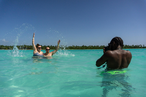 Punta Cana: Saona Island & Altos de Chavón Day Trip
