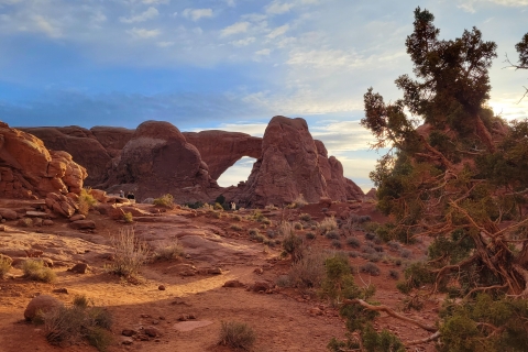 Morning Arches National Park 4x4 Tour