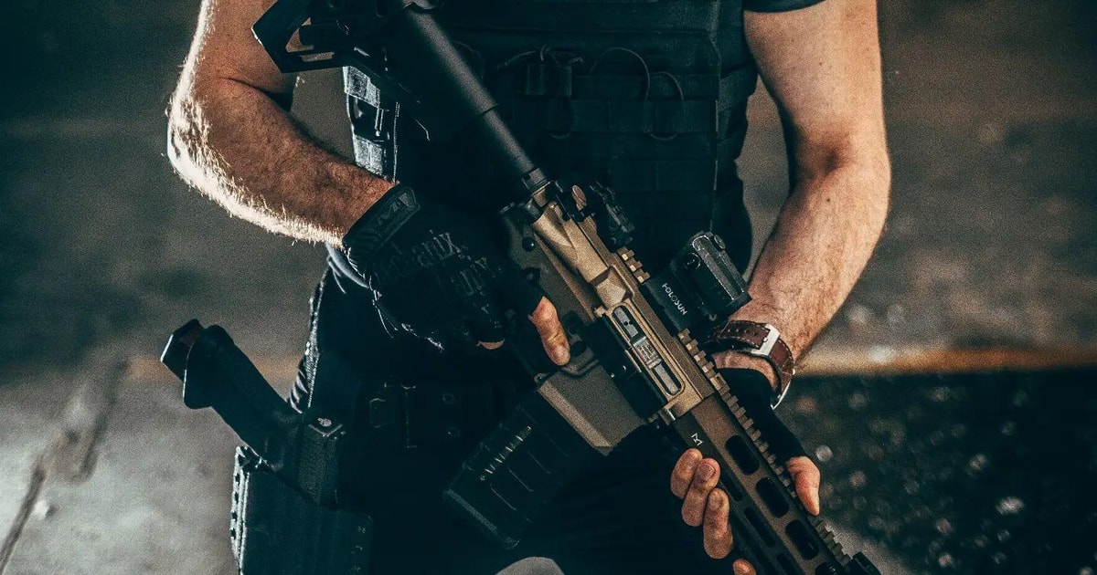 Machine Gun Fun Warsaw: Machine Gun Fun - Shooting Experience | GetYourGuide