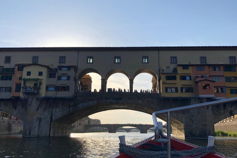 Florence: Historical Walk and Private Boat Tour with Wine