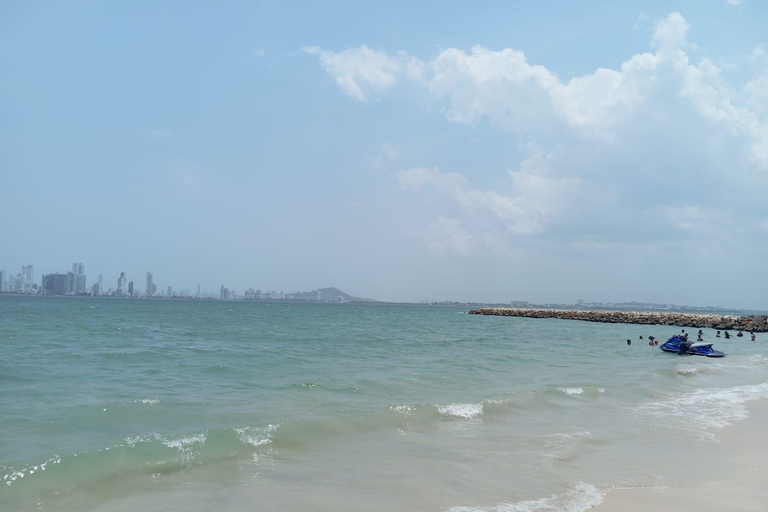 Cartagena: Conoce la isla de punta arena con CERVEZA Cartagena: Conoce la isla de punta arena con cerveza