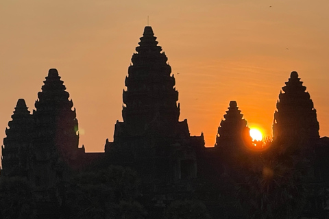 Visite en petit groupe au lever du soleil sur Angkor Wat à Siem Reap