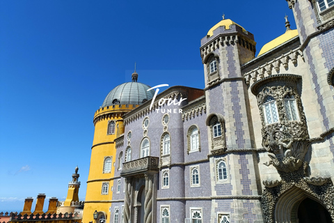 Lisbon: Pena Palace, Moorish Castle, Regaleira & Sintra Tour Private Tour – Personalized Comfort in an Exclusive Settings