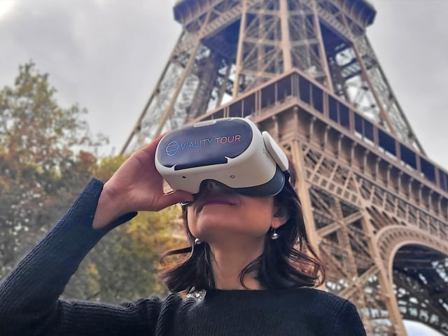 París : Visita inmersiva de la Torre Eiffel con realidad virtual