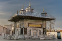 Topkapi Palace Guided Tour and Skip The Ticket Line - Housity