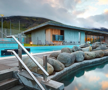 Reykjavik: Golden Circle with Laugarvatn Fontana Admission