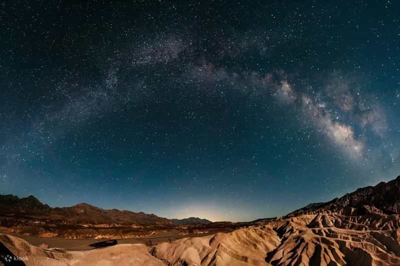 Las Vegas: Death Valley Sunset and Stargazing Day Tour