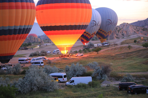 Göreme : vol en montgolfière avec transfert et champagne