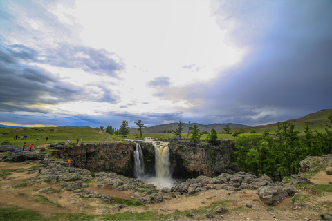 8 días Valle de Orkhon 8 lagos excursión a caballo 2 trayectos en autobús local