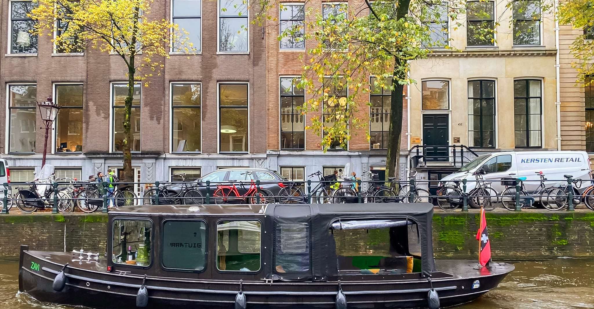 Amsterdam, Smoke and Lounge City Boat Cruise - Hizvo
