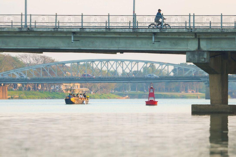Hue Electric Boat Trip: Perfume River & Royal Canal Private Boat & hotel pick up (Manual Confirm)