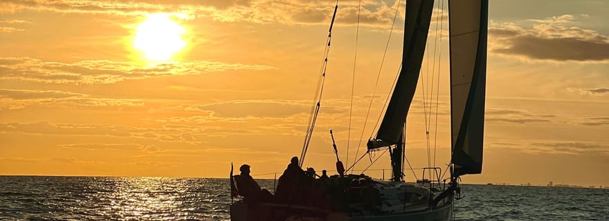 Brighton : croisière au coucher du soleil avec un verre de vin