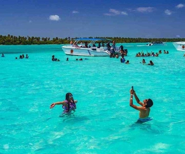 Bayahibe: Saona Island Catamaran and Speedboat Tour