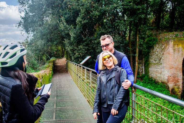 Rom: Appian Way eBike Tour Aquädukte, Katakomben &amp; Lunch BoxNur die Via Appia und die Aquädukte