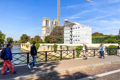 Paryż: Wycieczka piesza Notre Dame z wejściem do kryptyNotre Dame Outdoor Walking Tour z wejściem do krypty w języku hiszpańskim