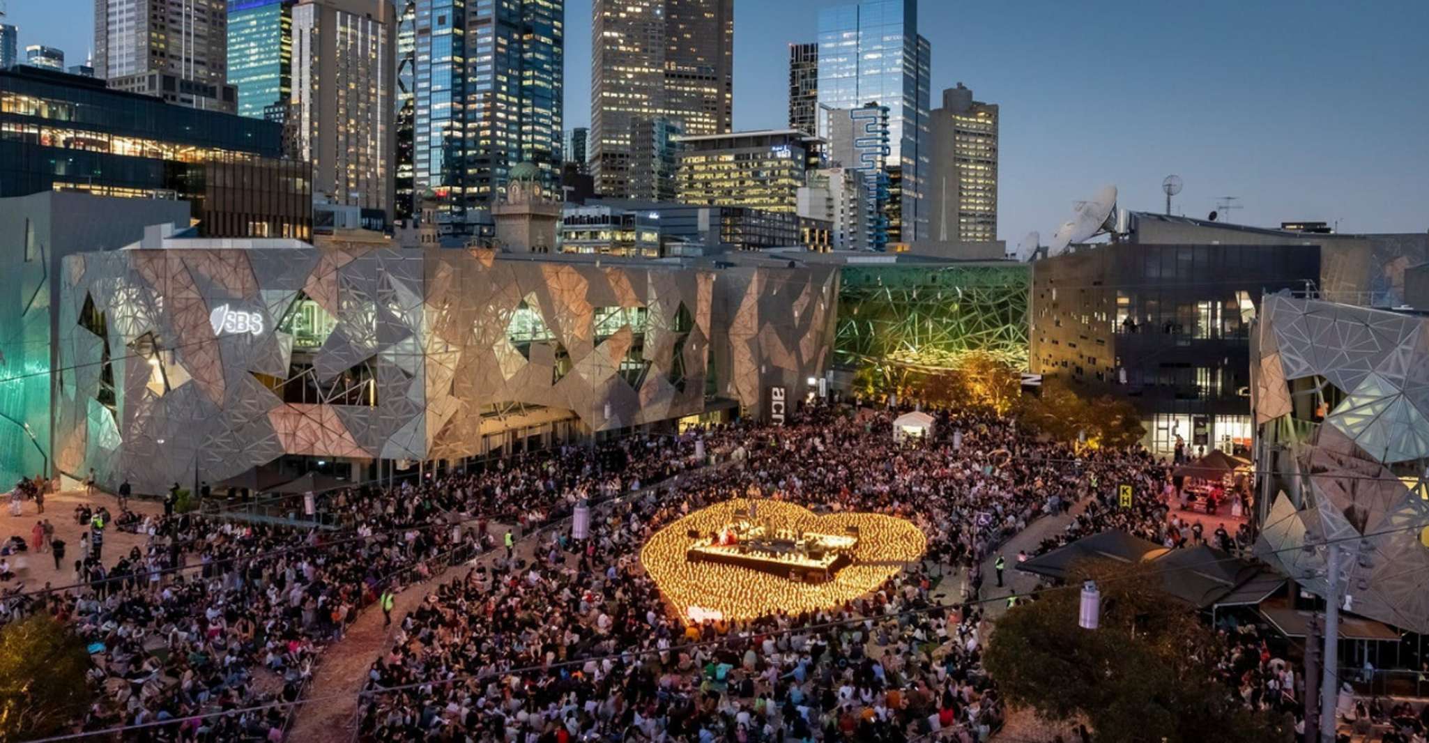 Melbourne City Surrounding Sightseeing Tour photo 1