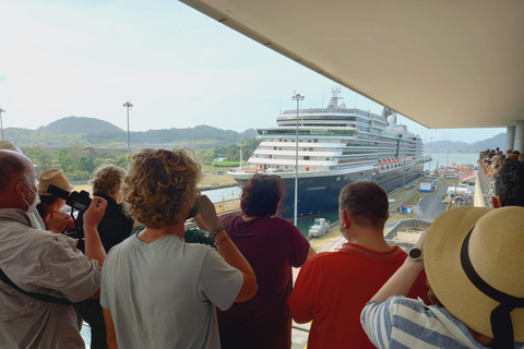 Panama Canal and City Sightseeing Tour