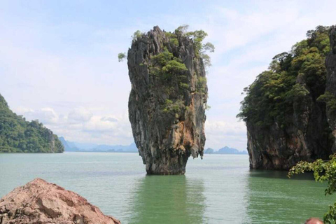 Från Khaolak : Halvdagsutflykt James Bond Island Bond