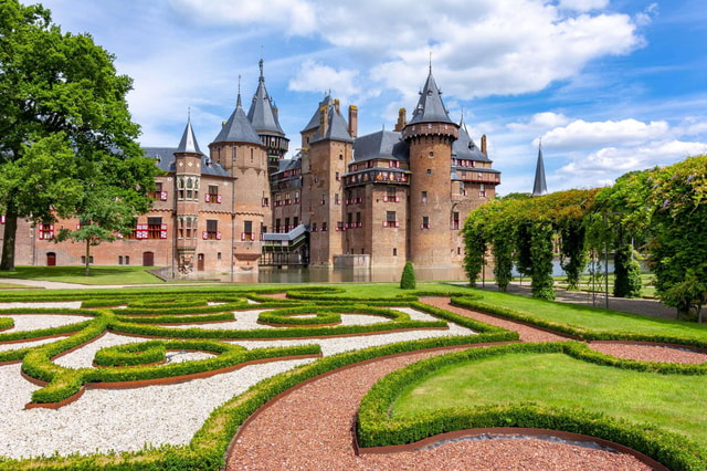 De Haar Castle, Utrecht and Muiderslot from Amsterdam by Car