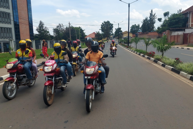 Recorrido suave y gratuito por la ciudad de Kigali en moto