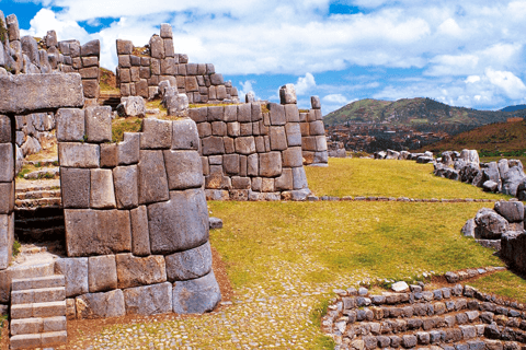 Guided Walking Tour: Qoricancha and 5 sites with admission included Guided walking tour: Qoricancha and 5 sites with admission included