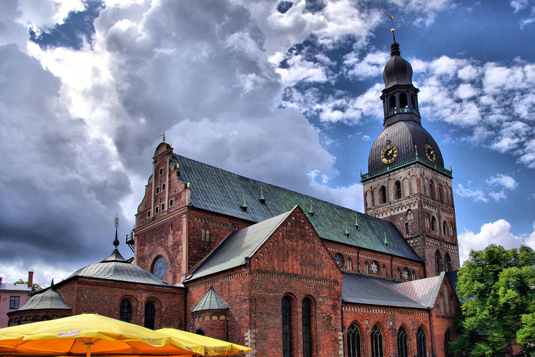 Riga: Old Town Guided Walking Tour Standart