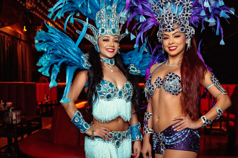 Búzios: Samba Show with Welcome Drink and Live Music
