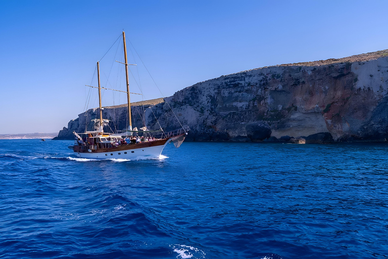 Sliema: Scenic Coastal & Harbour Cruise w/Lunch & Transport Including Transportation