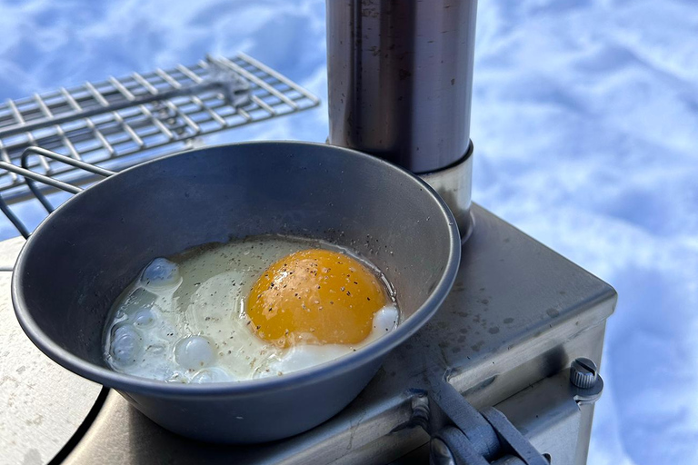 Camping d&#039;hiver de 2 jours avec aurores boréales en camping-car