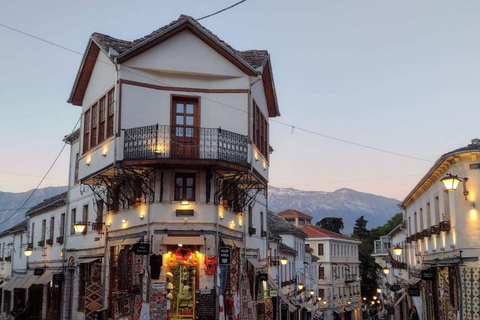 Sarandë/Ksamil: Tour Gjirokaster,Blue Eye & Lekursi Castle