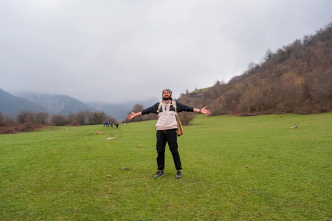 From Baku: Guba Region Guided Hiking Tour with Transfer