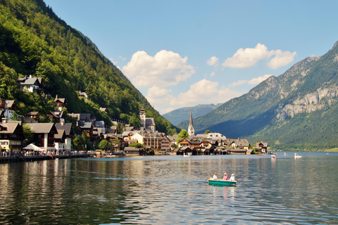 Wien med båt: Wachau, Melk, Hallstatt &amp; Salzburg med en båtturGruppresa