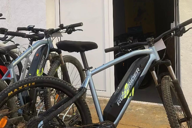 LA GRACIOSA: Mountain Bikes for rent