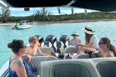Nassau: tour privado en lancha motora, esnórquel y nado con cerdosTour privado