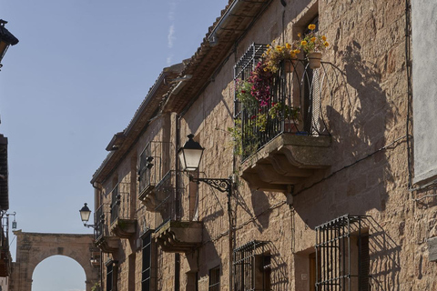 Oleotourism and Monumental Cities