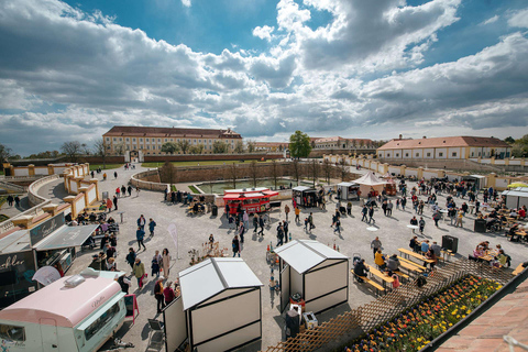 From Vienna: Melk Abbey and Schloss Hof Day Trip