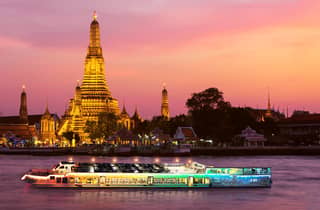 Bangkok: Dinner-Bootsfahrt auf dem Chao Phraya mit der Faraya (Halal-zertifiziert)