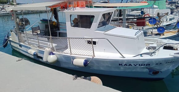 Corfu: Benitses Private Family Fishing Trip