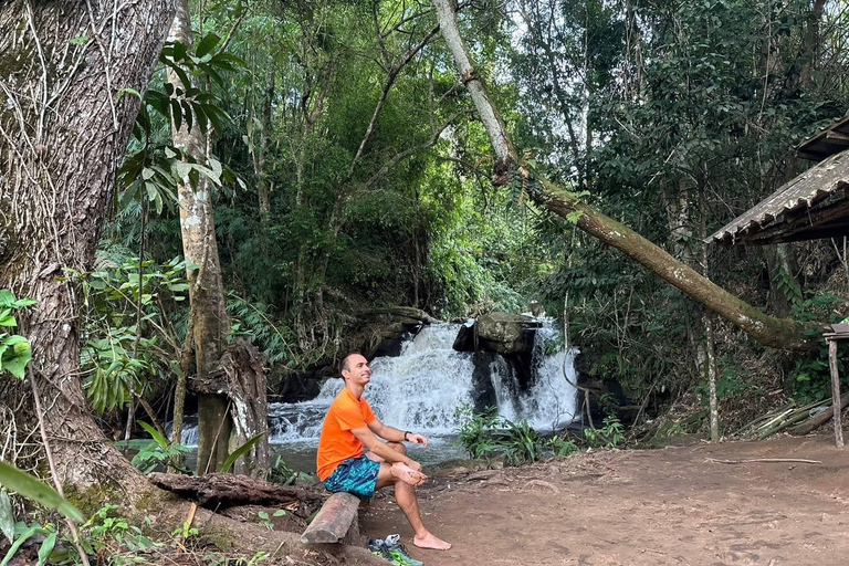 Chiang Mai: 3Days 2Night Trek in Doi Inthanon Area