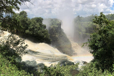 Victoria Falls: Round-Trip Transfer with Hotel Pickup