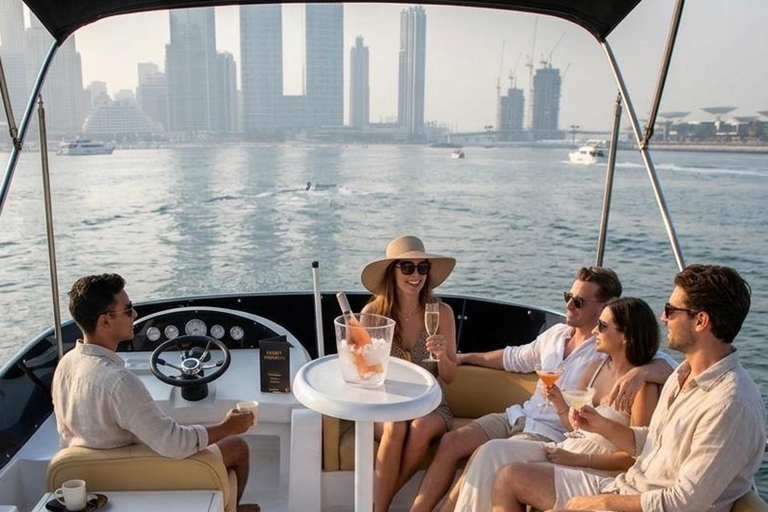 Private Yacht Tour: Dubai Boat Cruise with Optional BBQ